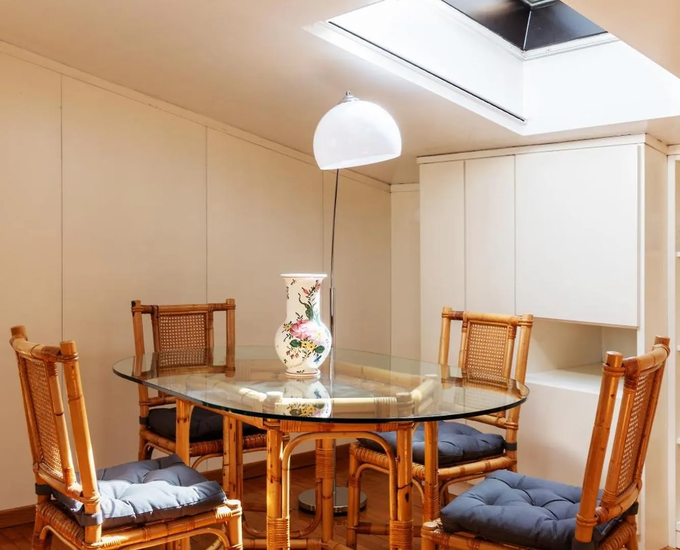 Elegante Bilocale Con Postazione Lavoro San Babila Lägenhet Milano Italien